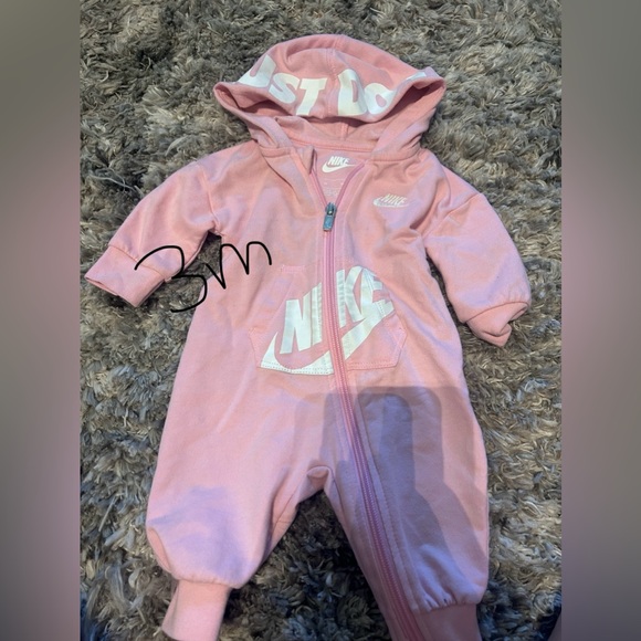 Babygirl/toddler girl clothing / shoes bundle - Picture 4 of 14